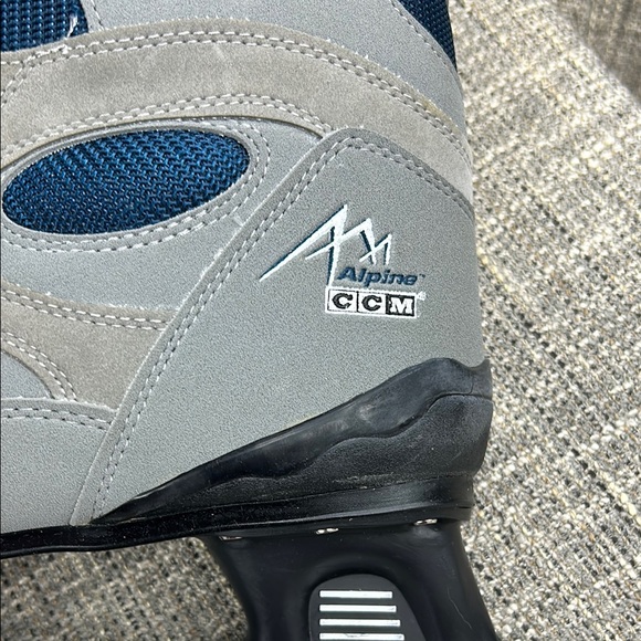 Ice Skates CCM Gray and Blue Alpine SL2500 NWOT - Picture 11 of 14